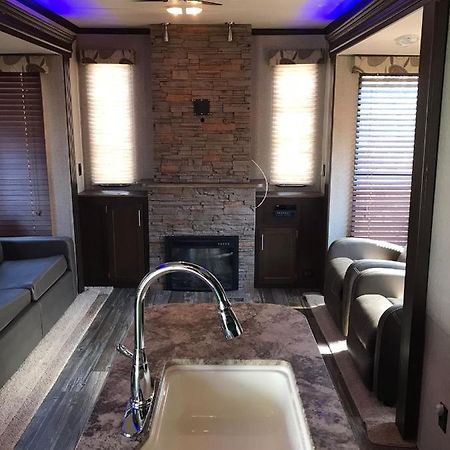 Orchard Queen Motel & Rv Park Middleton Екстериор снимка