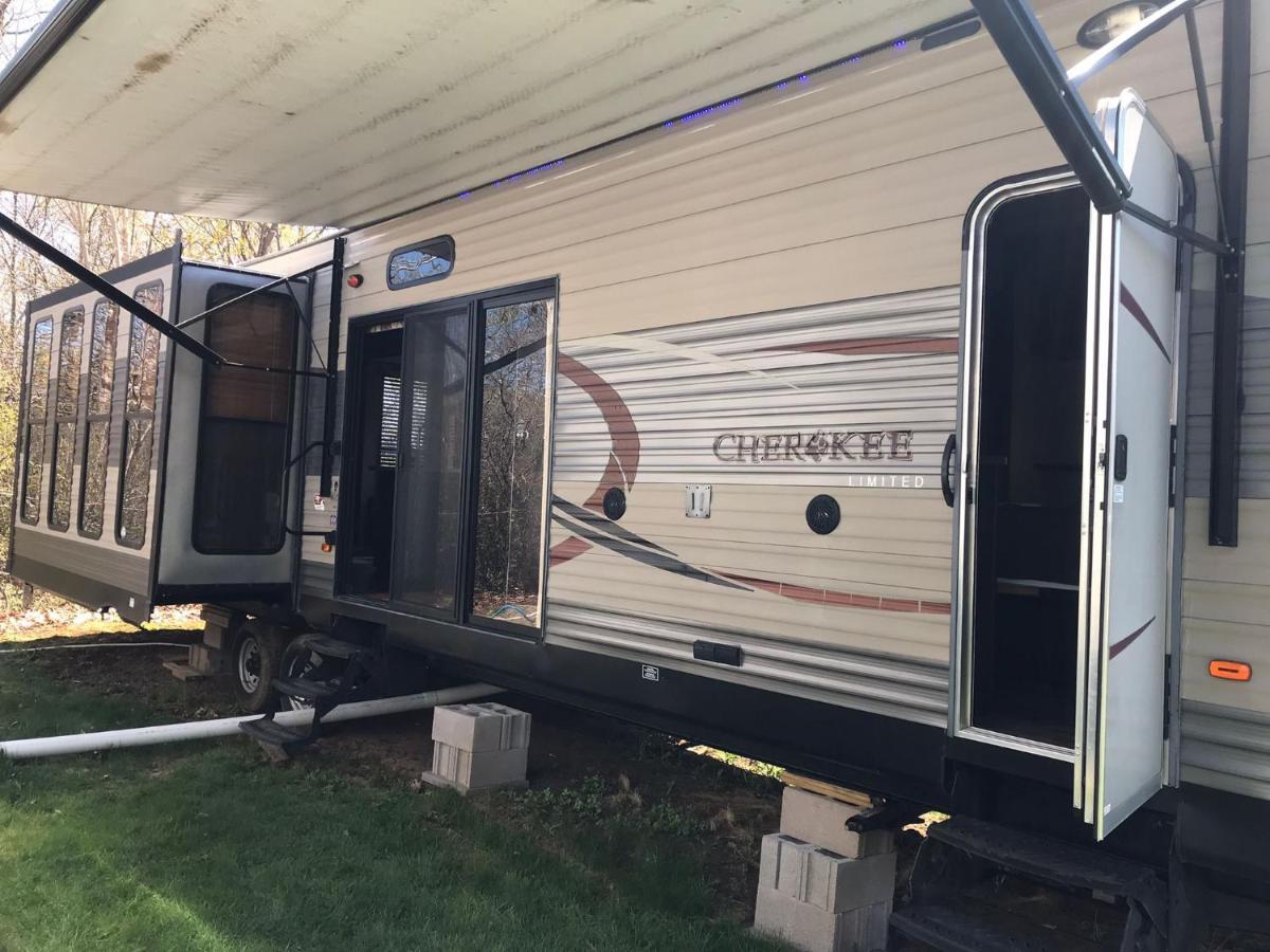 Orchard Queen Motel & Rv Park Middleton Екстериор снимка
