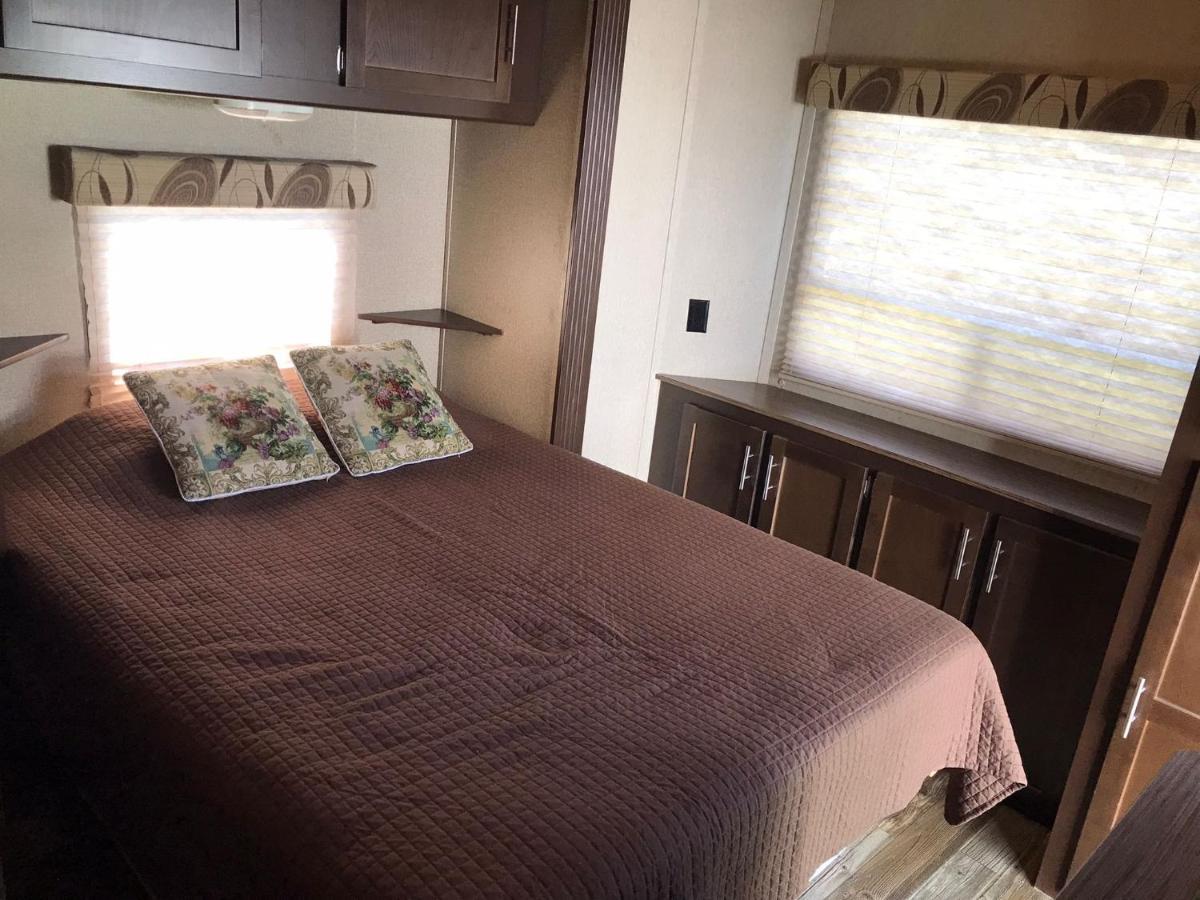 Orchard Queen Motel & Rv Park Middleton Екстериор снимка